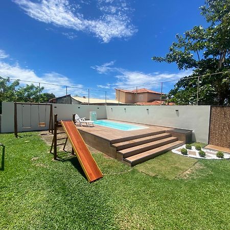 Casa Bem Espacosa Com Piscina, Campo De Futebol E Area Gourmet A Um Quarteirao Da Lagoa De Praia Seca 阿拉鲁阿马 外观 照片