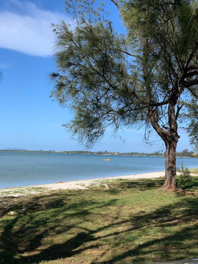 Casa Bem Espacosa Com Piscina, Campo De Futebol E Area Gourmet A Um Quarteirao Da Lagoa De Praia Seca 阿拉鲁阿马 外观 照片